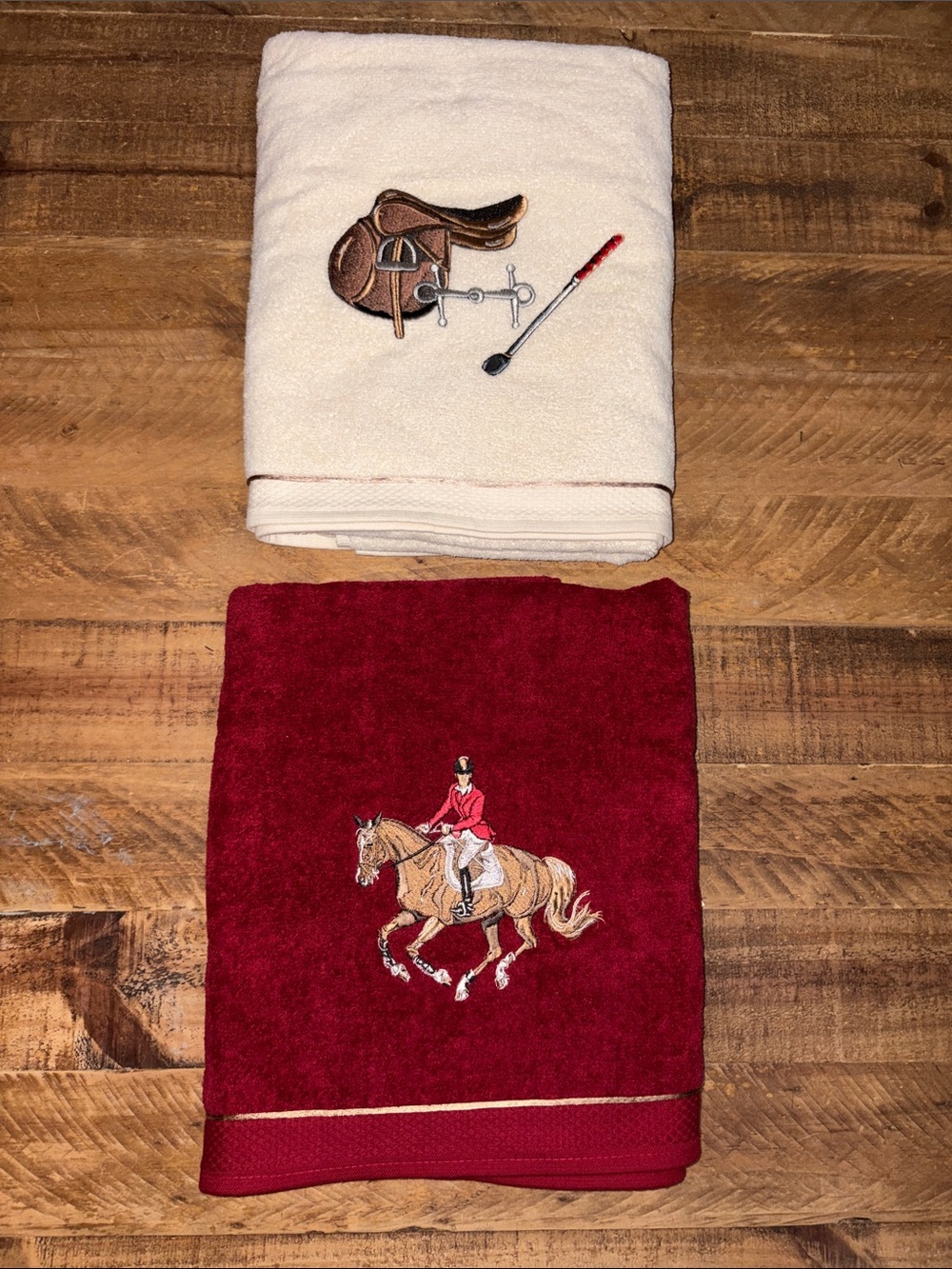 Embroidered Equestrian Towel Set - Ivory & Deep Ruby Red